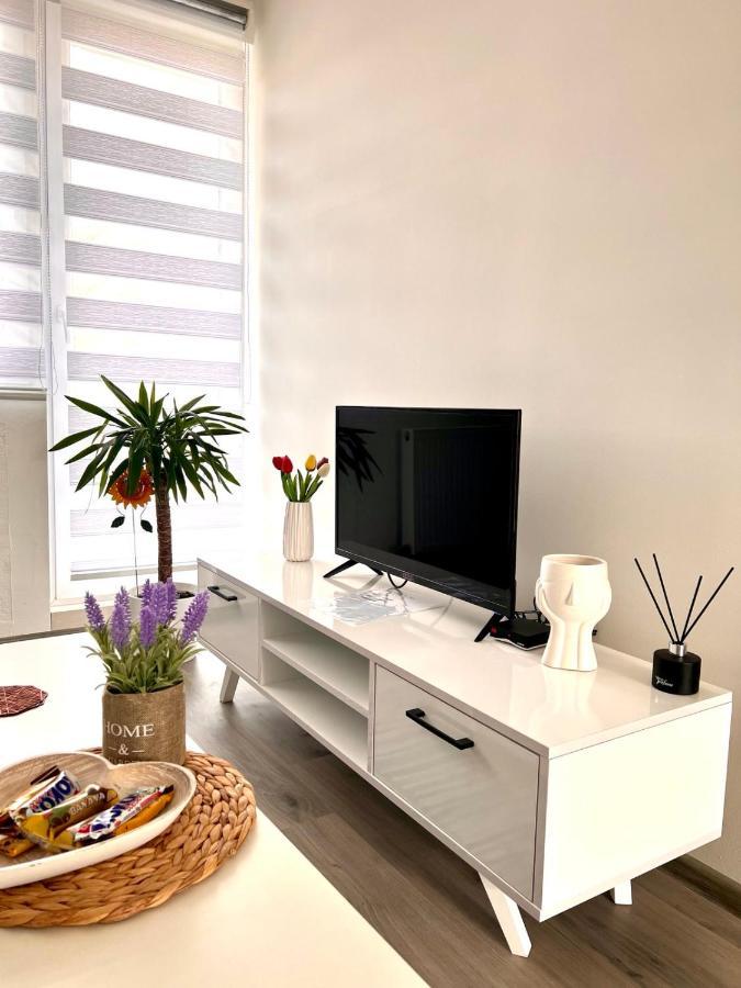 M Apartman Foca Luaran gambar